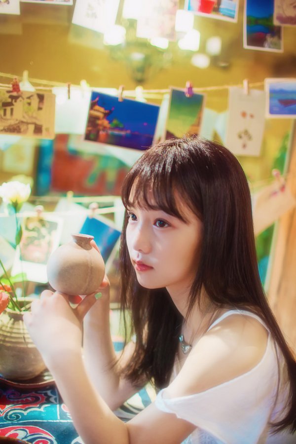 如果这样也不行 美女可爱QQ皮肤大图