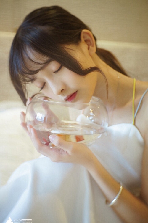 电话里的沉默不是拖延是舍不得