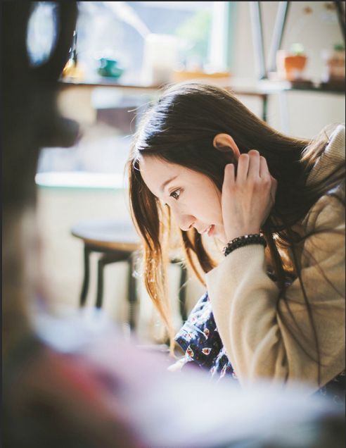 最懂的人 最暖的伴 小清新女生QQ皮肤大图
