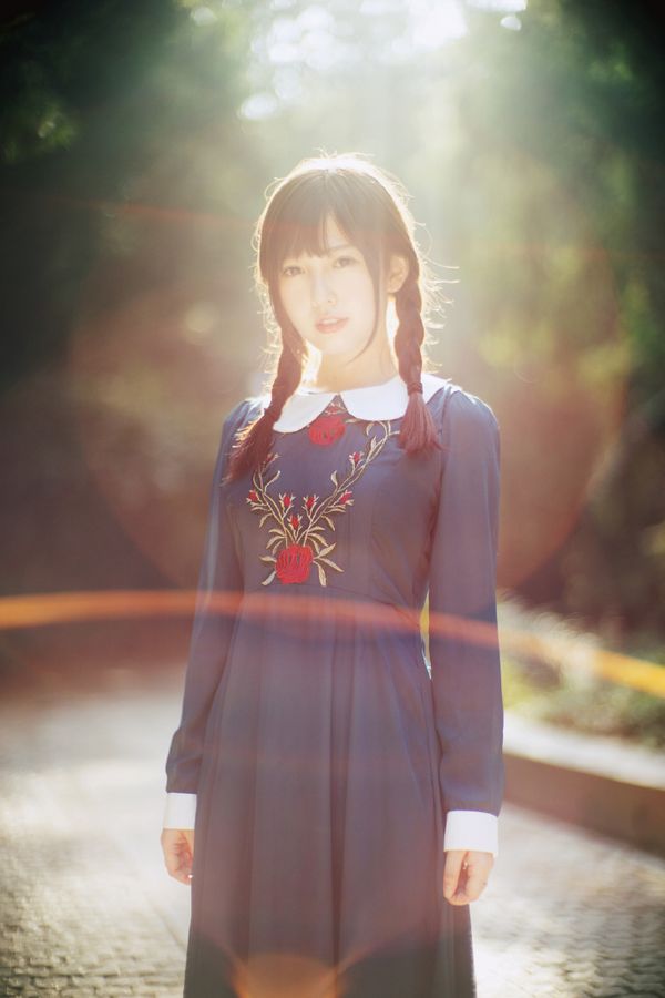 纠缠痴恋，徒自心苦，复有何意 唯美清新的女生QQ皮肤大全