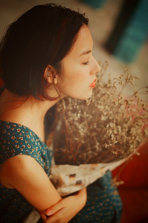 菩若提香的复古风格女生QQ皮肤