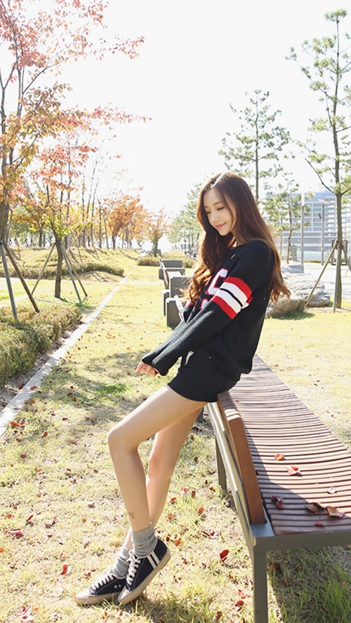 清秀可爱的女生QQ皮肤