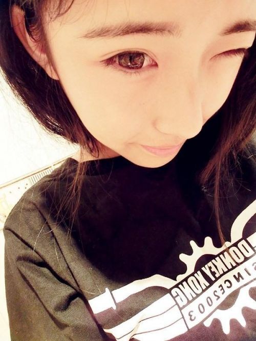 阳光未必暖人心 唯美可爱的女生QQ皮肤图片