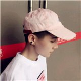 很时尚个性的戴帽子男生头像111