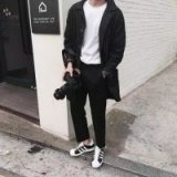 你以为我过的很好整天开怀大笑