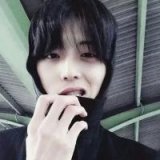 后来她还是走了，头也不回的走了