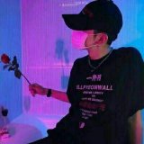 要学会独自在风中颤抖 而不是奢望谁的手