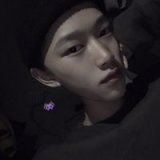 手上是现实 脑子里是梦想