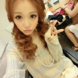 剪去了长发怪我想太开 美女QQ暖色头像