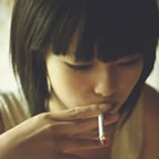 颓废抽烟的女子非主流头像_没有你。我无法呼吸