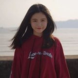 我在等一个花开等一个你来。
