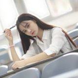 你送我玫瑰，我会接受。可爱的女生QQ头像
