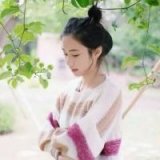 森系唯美意境的女孩QQ头像