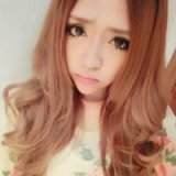很可爱的长发女生头像 识相一点也许我会握你的手