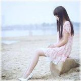海边唯美女生头像 我深知你欲走却还妄厢能够伴你久久