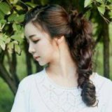 可爱清新女生头像 再嘚瑟情人节给你分手快乐