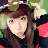 戴帽子的可爱女生QQ头像