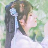 龙应当藏在云里，你应当藏在心里。