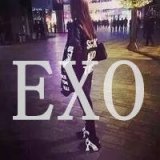 EXO行星饭女生半身QQ头像