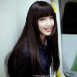 可爱女生头像 我们总笑着说曾经的自己傻
