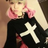 原宿风彩色长发女生qq头像