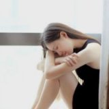 累了给你一个无声的拥抱 唯美小清新女生头像