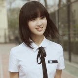 很有爱的可爱短发美女QQ头像