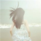 长发唯美意境的女生背影头像