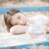 她哭了，你慌了，我笑了