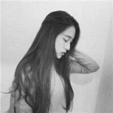 黑白侧影女生伤感头像
