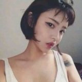 短发文艺的清新女生个性头像
