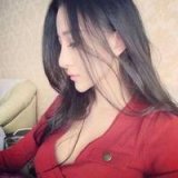 深情款款打动你的内心 时尚女生头像