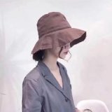 喜欢是放肆，但爱是克制。