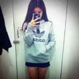 喜欢自拍的女生QQ头像大全