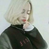 感情里没有谁对谁错 只有谁更爱谁而已 .