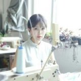 神爱世人。世人却不爱彼此。