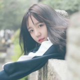 嘴上说不喜欢 其实心里是在默默等他吧