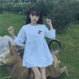 摔了就站起来啊你趴在那里等死啊.