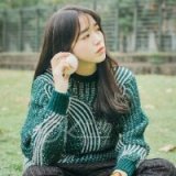 频频回头，路走不长 清新唯美的女生头像