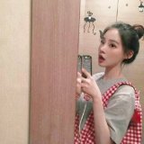 闺蜜就是，逆境时不离不弃。