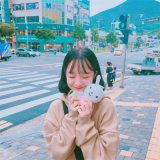 你为ta哭红眼睛你猜我什么心情.