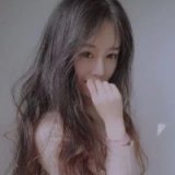 我们不停的翻弄着回忆 却再也找不回那时的自己