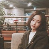 韩系时尚短发女生QQ头像
