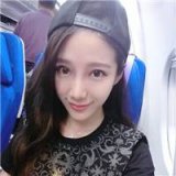 时尚气质的暖色女生qq头像