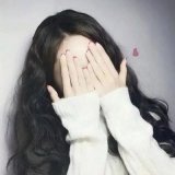 说了再见挥了手却还是回了头.