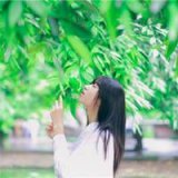 我只是自导自演的小丑 森系女生头像