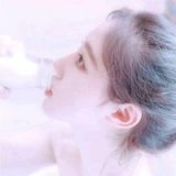 不是故意离群，而是一个人真的很舒服。
