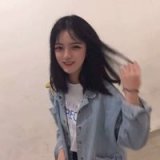 我们一年的感情，抵不过一个玩笑。