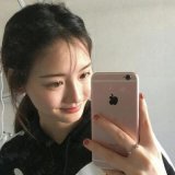 即使北国的风吹裂了你的唇 咧嘴带血也要微笑