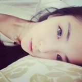 只是我不配再把你拥有 意境唯美女生头像